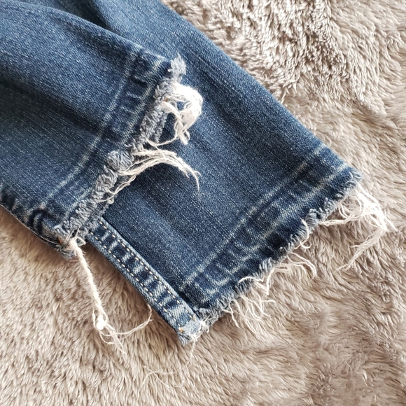 HOLLISTER HIGH RISE JEANS - Picture 4 of 7